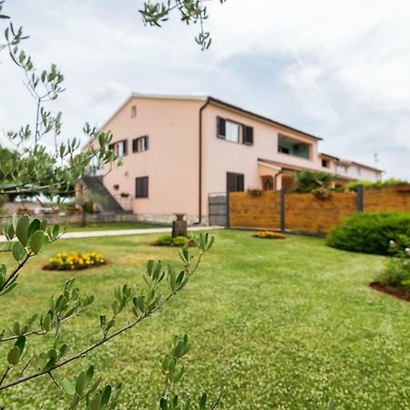 קאנפאנאר Apartments Korina מראה חיצוני תמונה