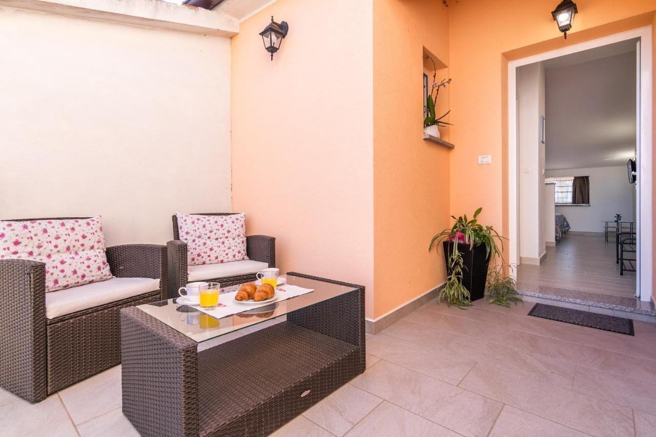 קאנפאנאר Apartments Korina מראה חיצוני תמונה