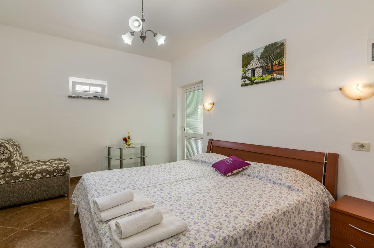 קאנפאנאר Apartments Korina מראה חיצוני תמונה